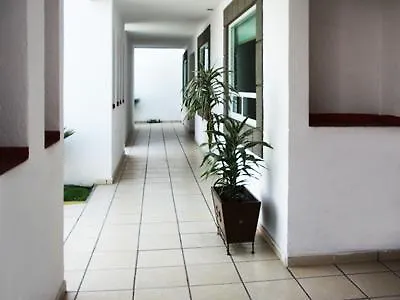 Global Express Puebla - Finsa Hotel 3*,
